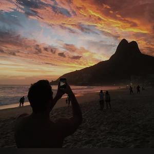 青青草十年沉淀回归下载
